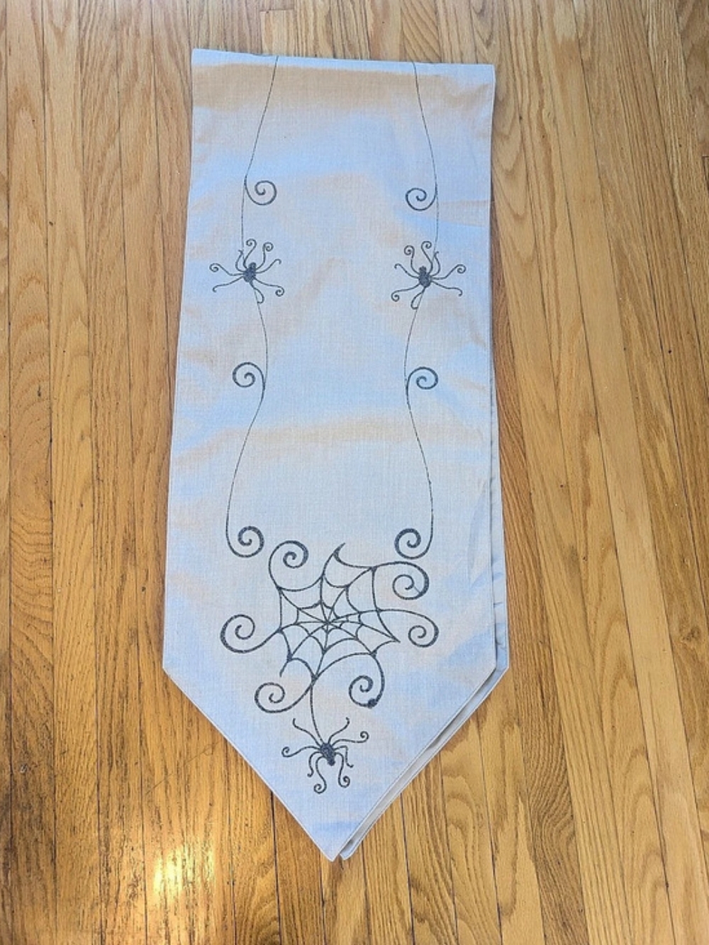 Witch Crafters Embroidered Spiderweb Halloween Table Runner in White Like New